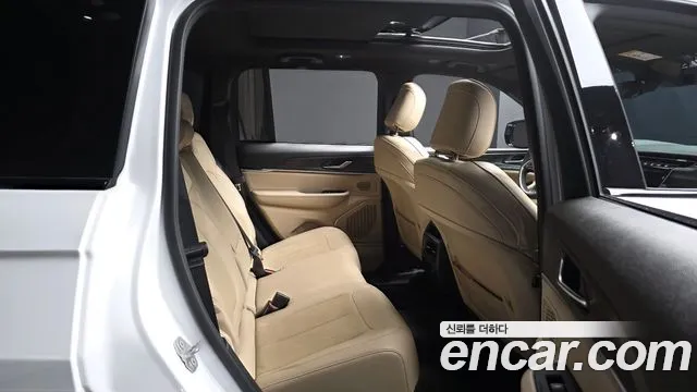 Jeep Grand Cherokee 2023 thumb 10