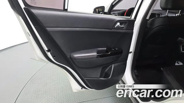 Kia Sportage 2018 thumb 4