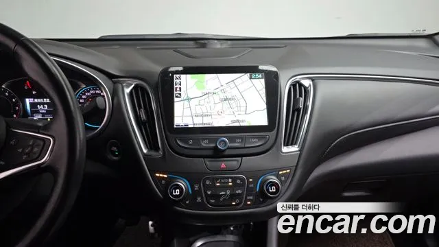 Chevrolet Malibu 2016 thumb 2
