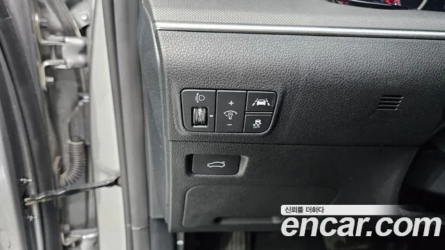 Kia K5 2023 thumb 10