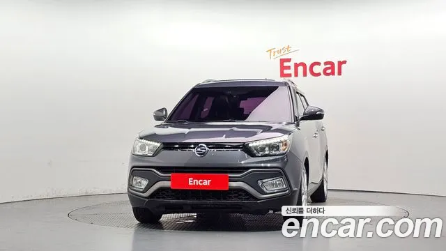 KGM Tivoli Air 2016 thumb 10