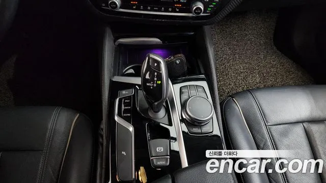 BMW 5 серии 2017 thumb 5
