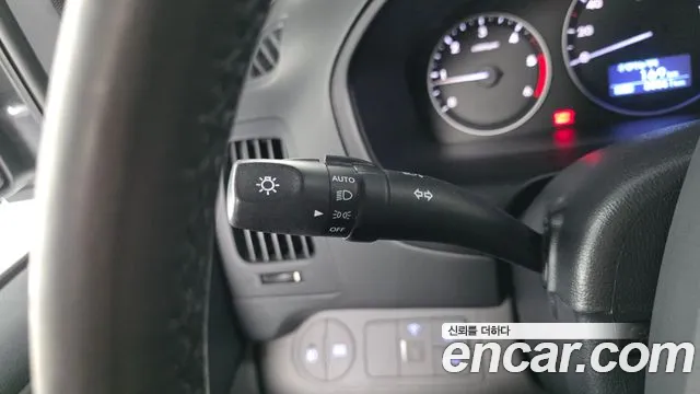 Hyundai Staria 2016 thumb 8