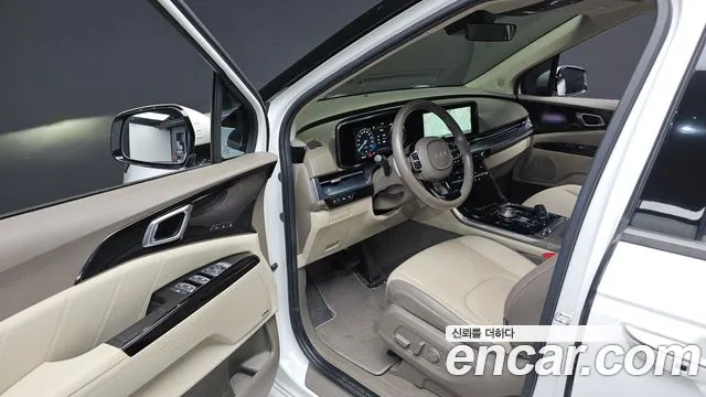 Kia Carnival 2021 thumb 2