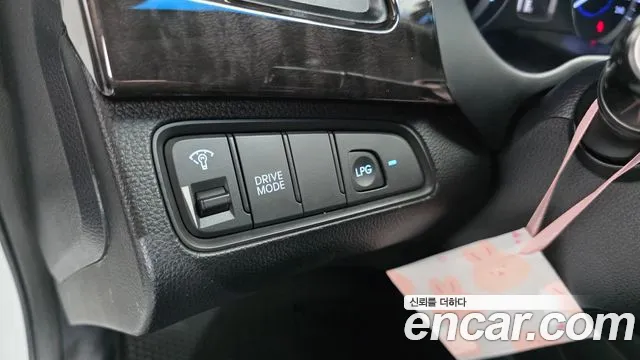 Hyundai Grandeur 2013 thumb 12