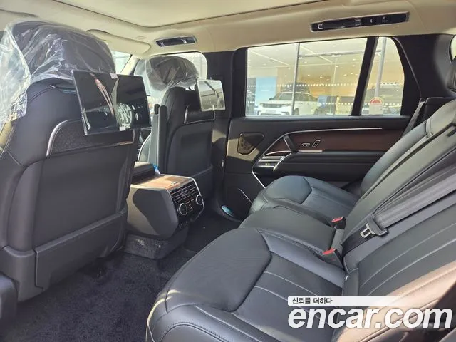 Land Rover Range Rover 2026 thumb 9
