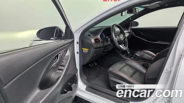 Hyundai i30 2020 thumb 10