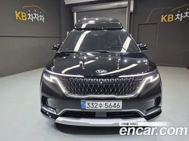 Kia Carnival 2021 thumb 7