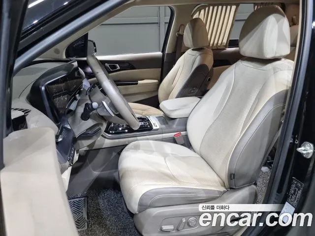 Kia Carnival 2021 thumb 8