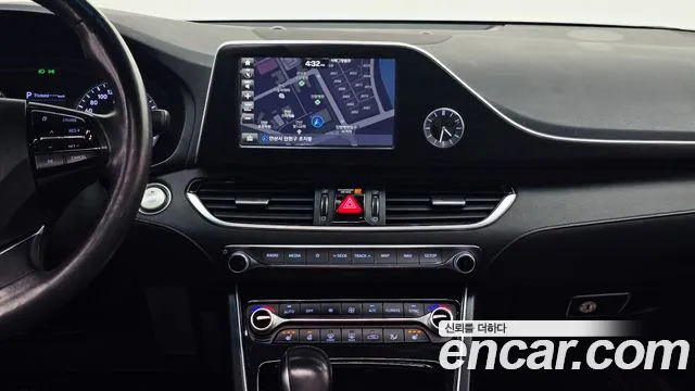 Hyundai Grandeur 2017 thumb 10