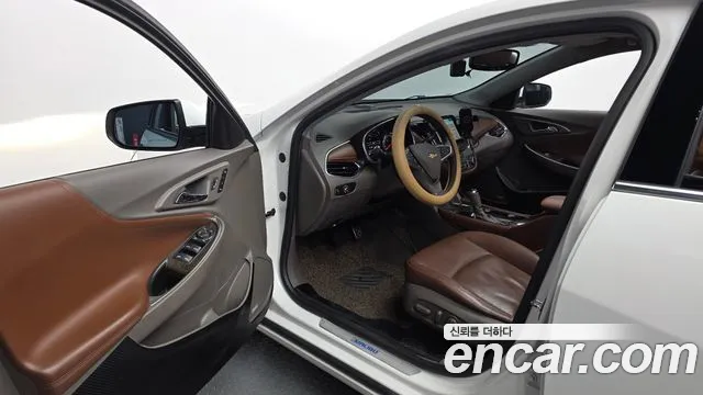 Chevrolet Malibu 2017 thumb 3