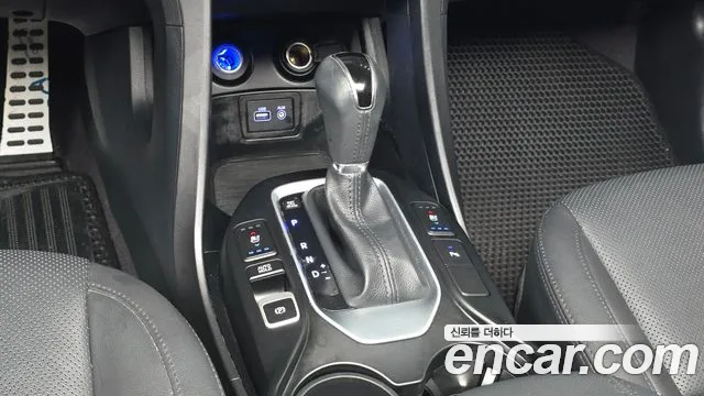 Hyundai Santafe 2016 thumb 11