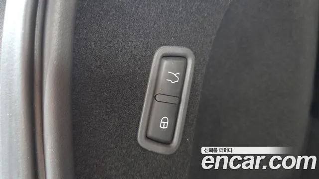 Maserati Levante 2022 thumb 6