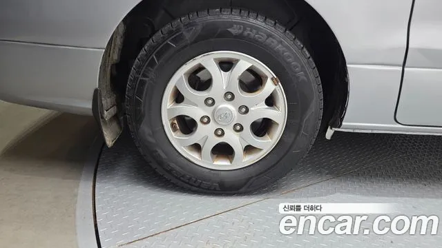 Hyundai Staria 2015 thumb 3