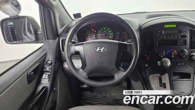 Hyundai Staria 2015 thumb 5