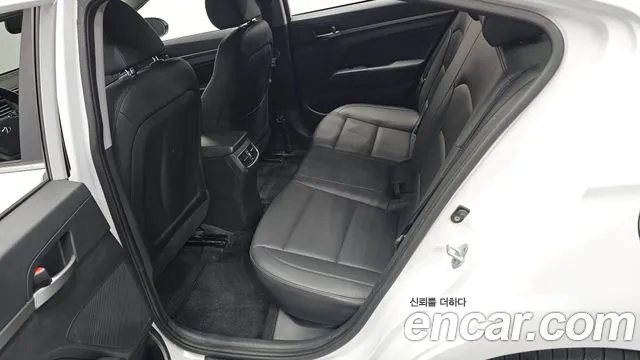Hyundai Avante 2015 thumb 7