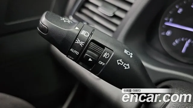 Hyundai Avante 2015 thumb 12