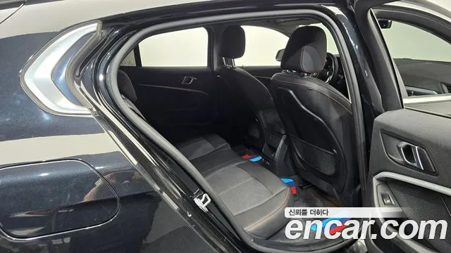BMW 1 серии 2021 thumb 7