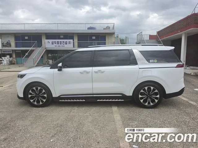 Kia Carnival 2023 thumb 9