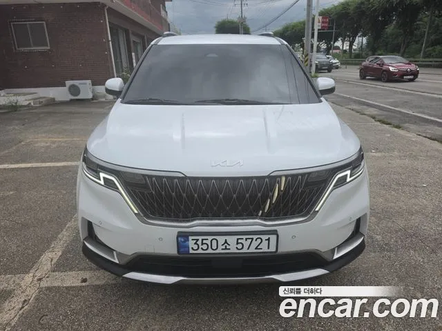 Kia Carnival 2023 thumb 10