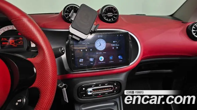 Smart Fortwo 2018 thumb 10