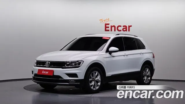 Volkswagen Tiguan 2018 thumb 3
