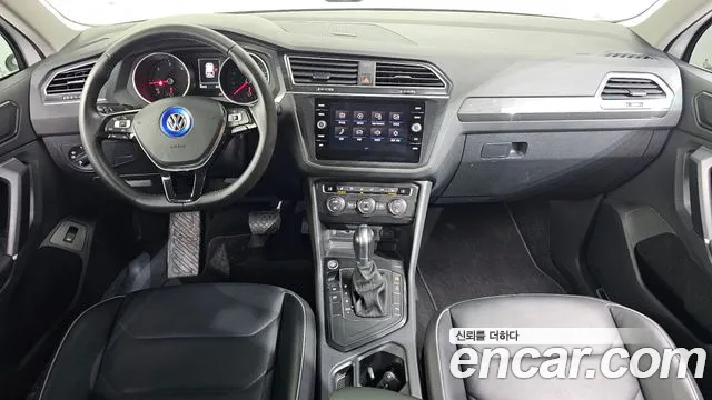 Volkswagen Tiguan 2018 thumb 7