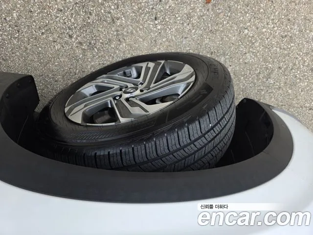 Hyundai Santa Fe 2022 thumb 6