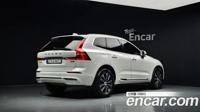 Volvo XC60 2021 thumb 4