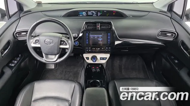 Toyota Prius 2017 thumb 12