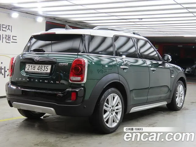 Mini Cooper Countryman 2018 thumb 4