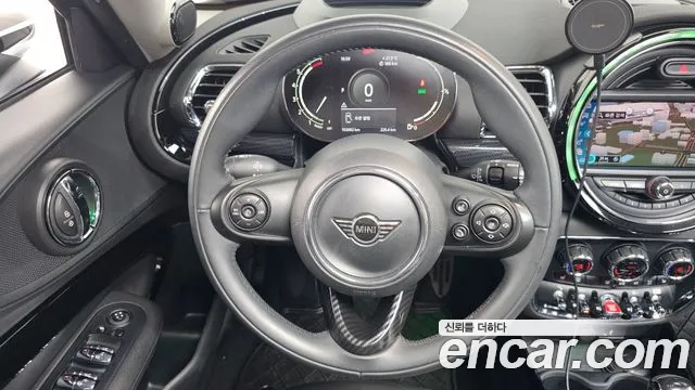Mini Cooper Clubman 2020 thumb 4