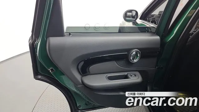Mini Cooper Clubman 2020 thumb 5