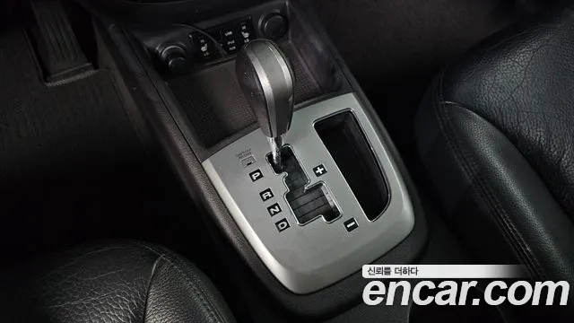 Hyundai Санта Фе 2010 thumb 5