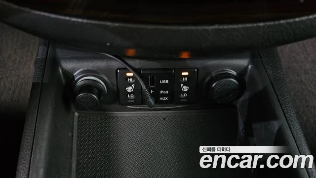 Hyundai Санта Фе 2010 thumb 6