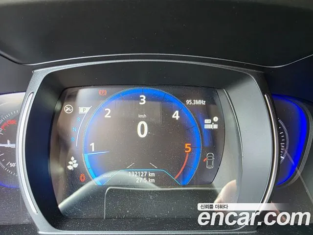 Renault QM6 2016 thumb 4