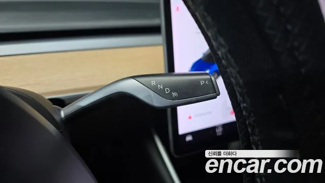 Tesla Model 3 2020 thumb 10