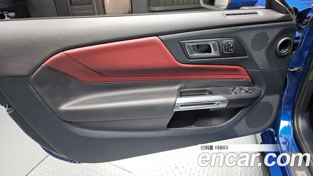 Ford Mustang 2024 thumb 5