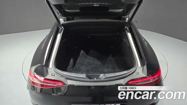Mercedes-Benz AMG GT 2021 thumb 5