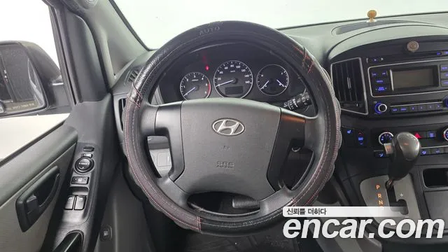 Hyundai Staria 2015 thumb 11