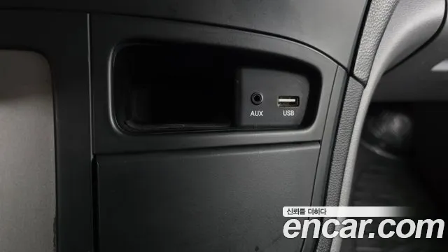Hyundai Staria 2015 thumb 5
