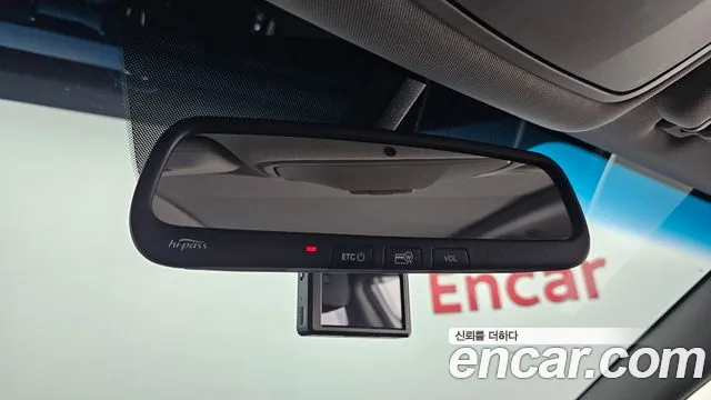 Hyundai Santafe 2015 thumb 10