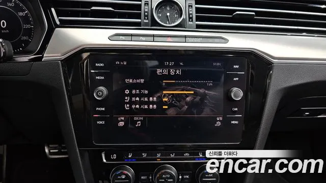 Volkswagen Arteon 2018 thumb 11