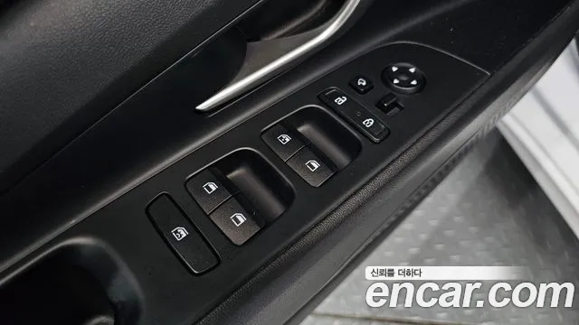Hyundai Elantra 2022 thumb 7