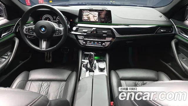 BMW 5 серии 2019 thumb 9