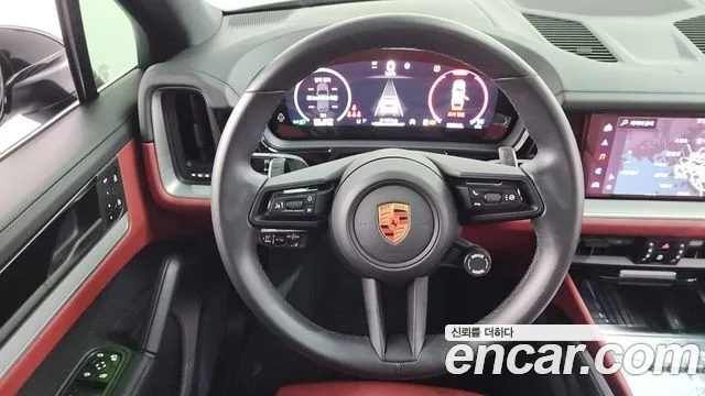 Porsche Cayenne 2025 thumb 10