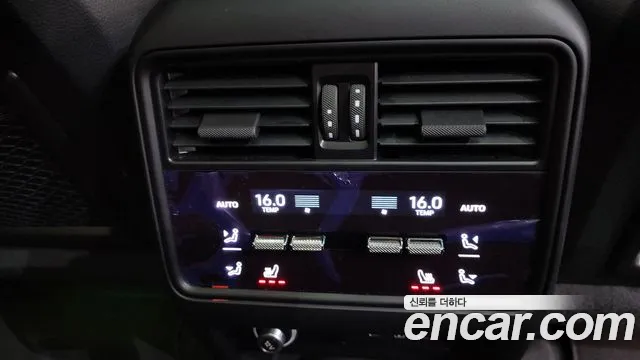 Porsche Cayenne 2025 thumb 3