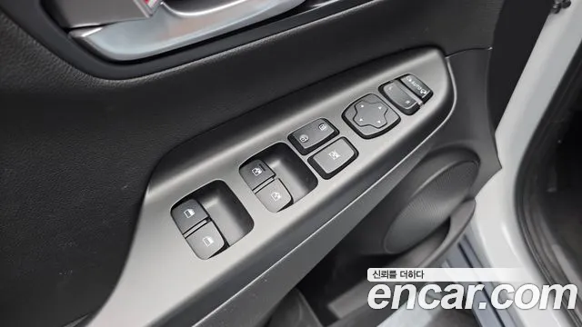 Hyundai Kona 2022 thumb 4