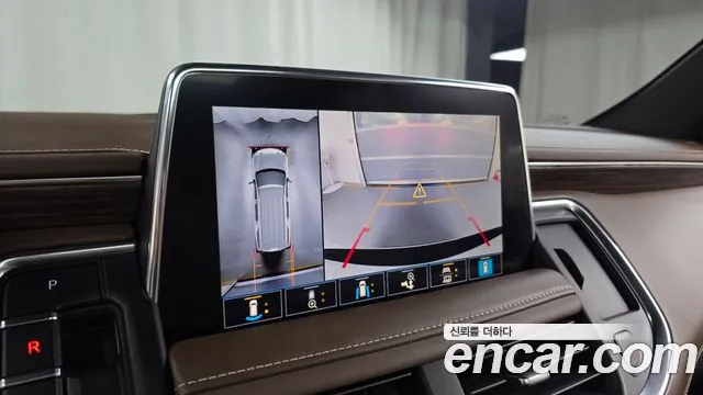 Chevrolet Suburban 2021 thumb 7