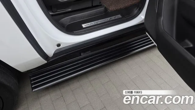 Chevrolet Suburban 2021 thumb 8